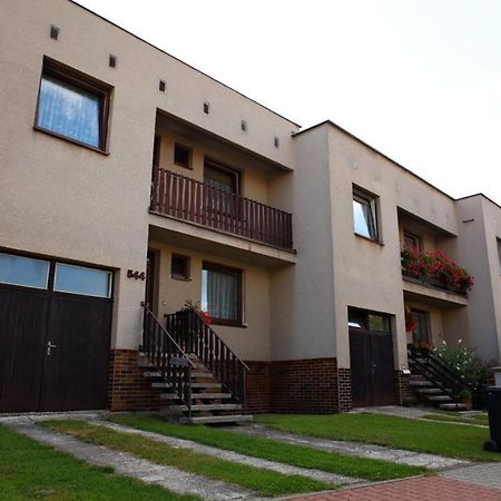 Dum V Ceskem Raji Villa Dolni Bousov Ngoại thất bức ảnh